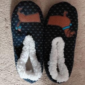 Cozy Kids Slippers with Dog Design